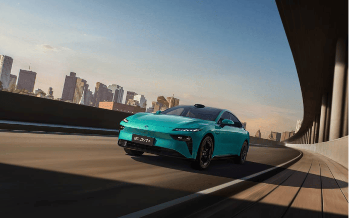 限時煥新價13.99萬元起 東風奕派eπ007+上市